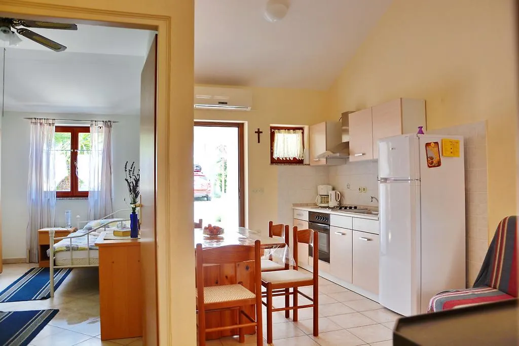 Apartman Kister Petrčane Apartamento