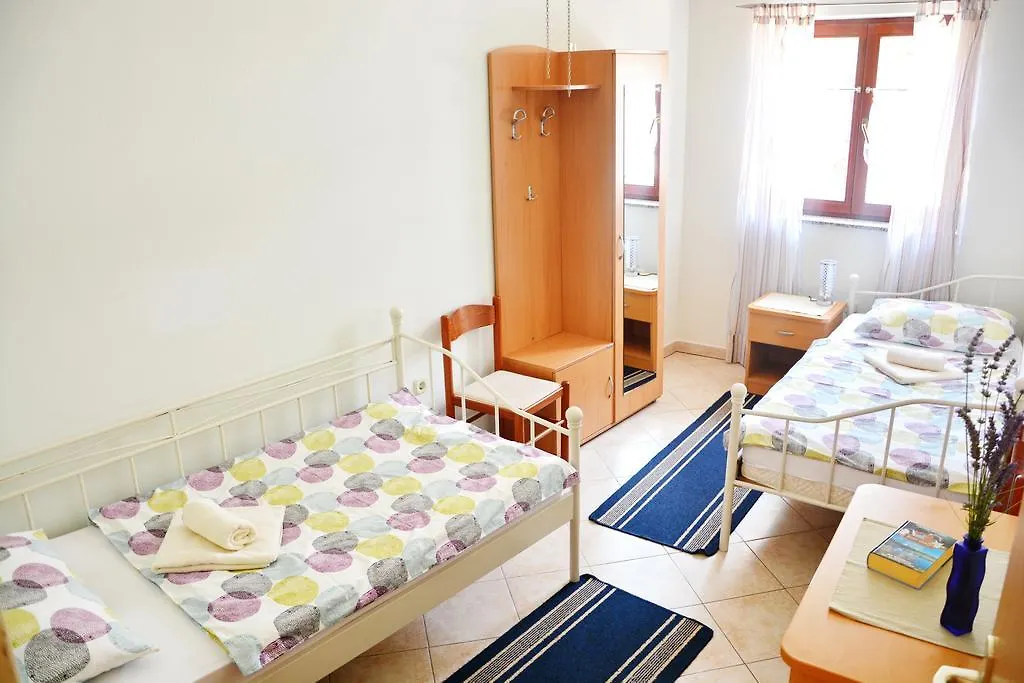 Apartman Kister Petrčane 0*,