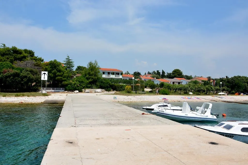 Apartman Kister Petrčane Apartamento